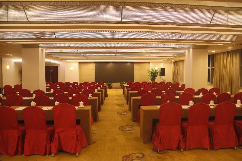 Beijing Jingyi Hotel Экстерьер фото