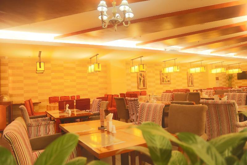 Beijing Jingyi Hotel Экстерьер фото